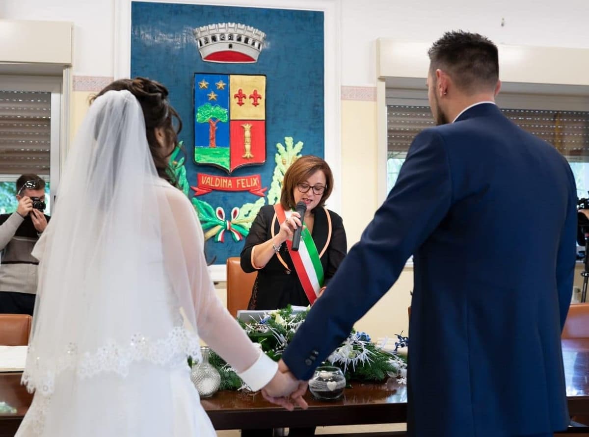 La cerimonia è sempre vera La cerimonia è sempre vera